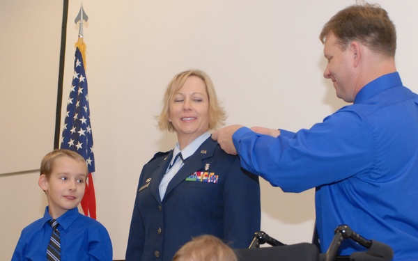 Col. Vonda Wigal, 184th Medical Group commander