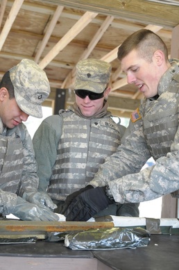 Engineers build confidence and charges during explosive training