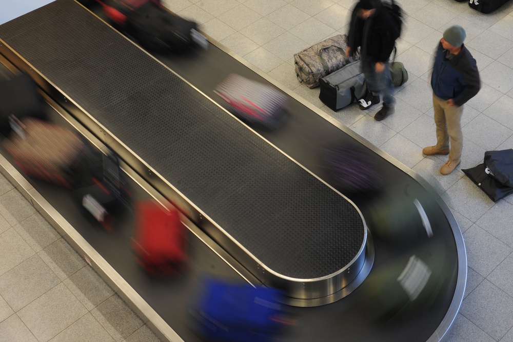 Passenger terminal connects Airmen around globe