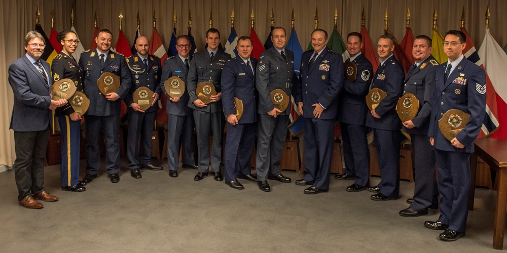 SACEUR recognizes component members’ hard work