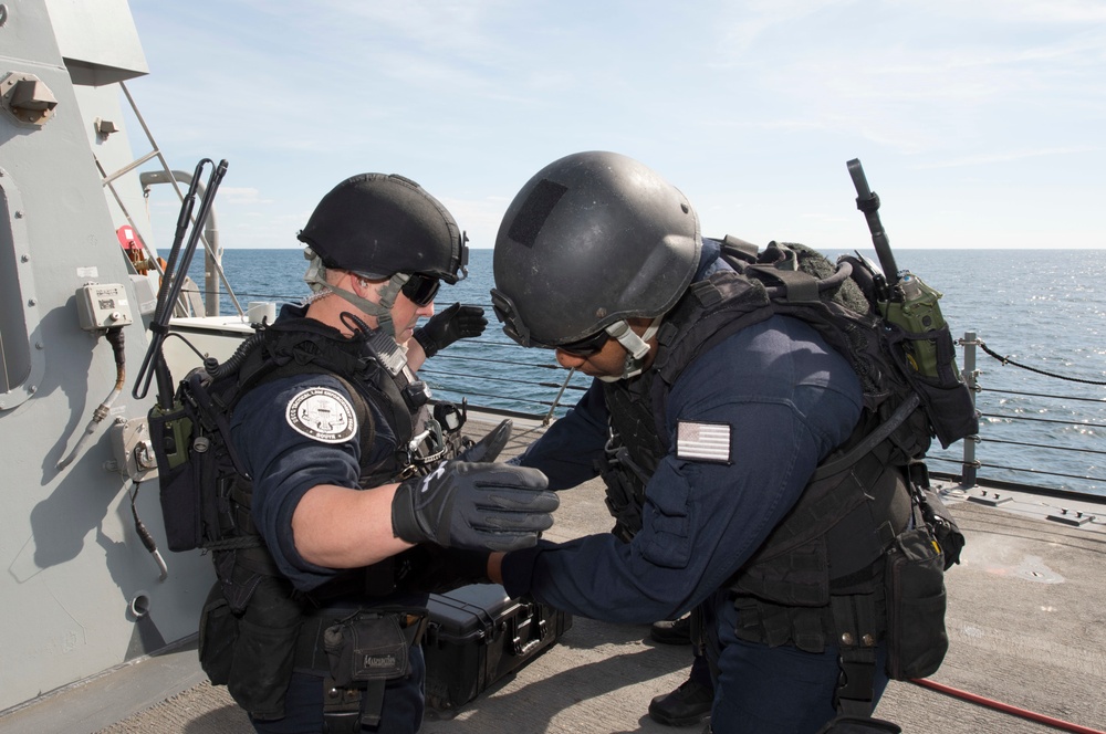 USS Jason Dunham training exercise