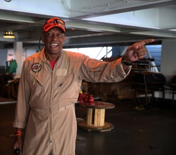 USNS Pililaau carries Marines, memories