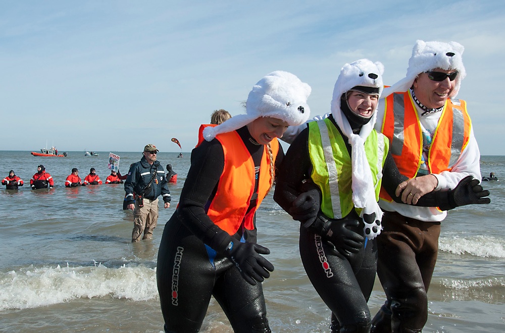 Polar Plungers support Special Olympics