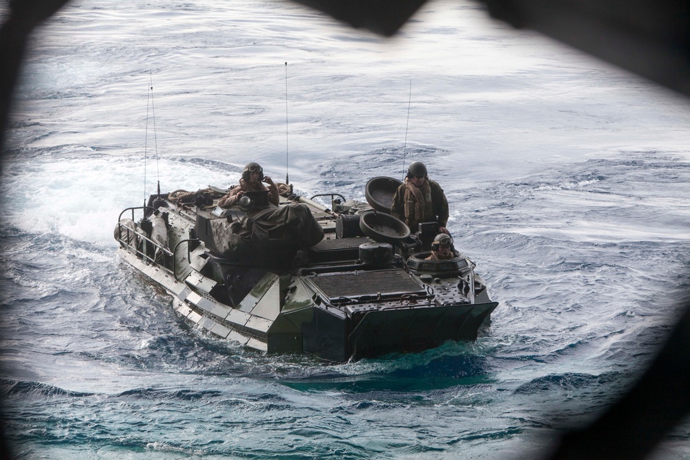 Marines Conduct an AAV Splash and Recovery