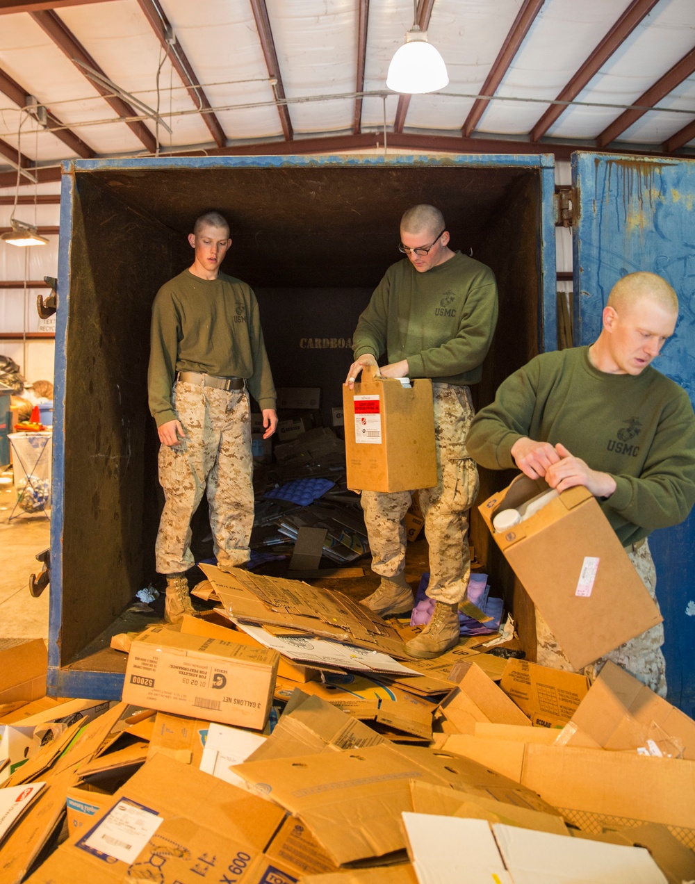 Marine recruits build small unit leadership on Parris Island