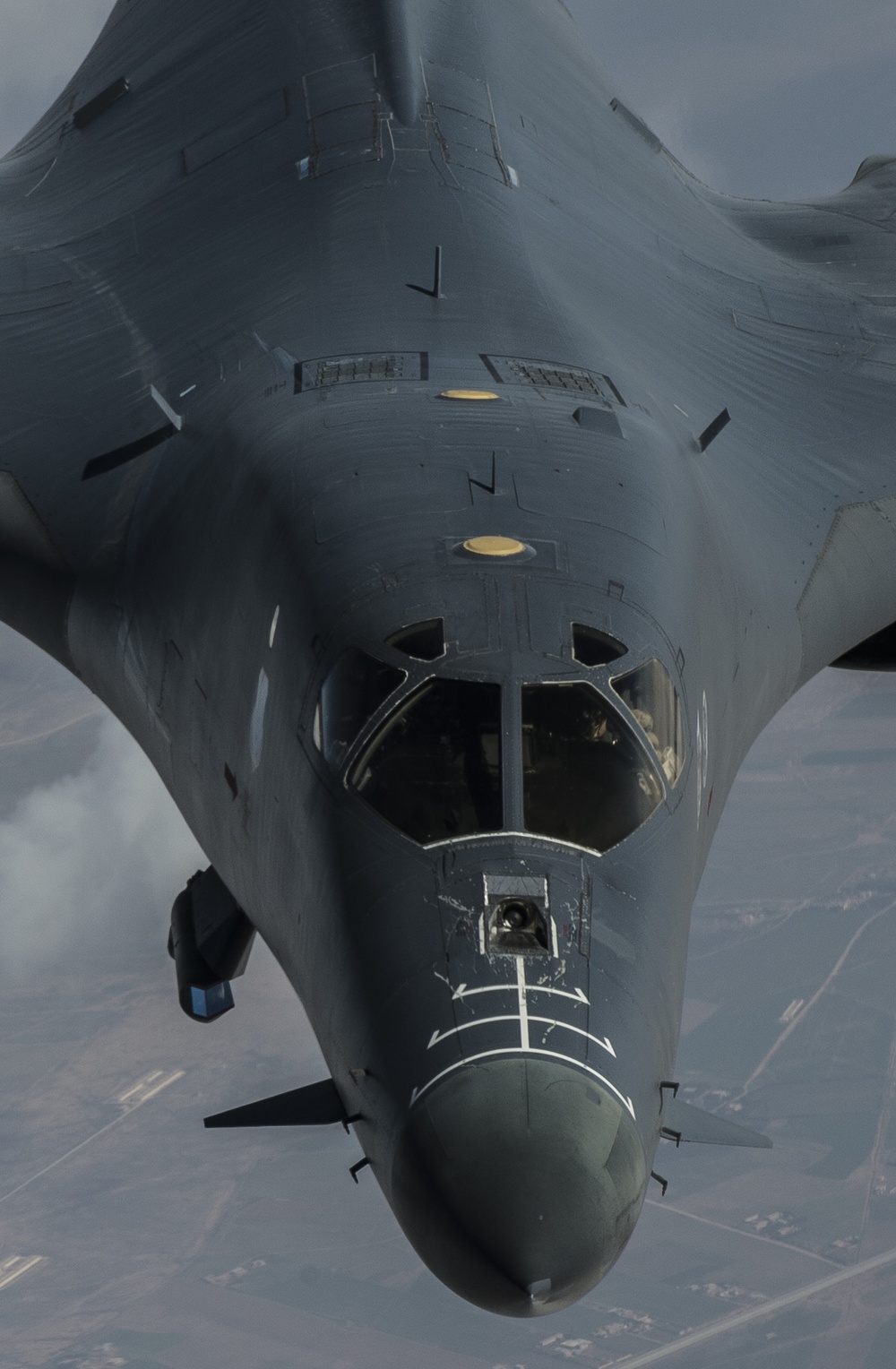 34th EBS B-1B refuels over Syria