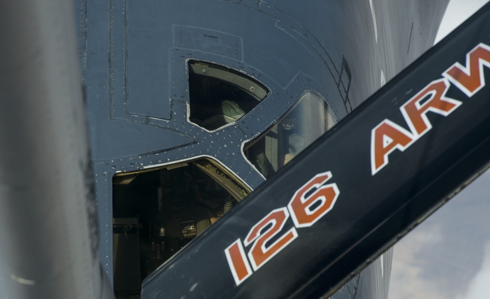 34th EBS B-1B refuels over Syria