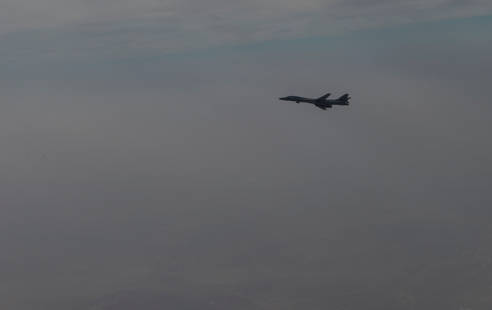 34th EBS B-1B refuels over Syria