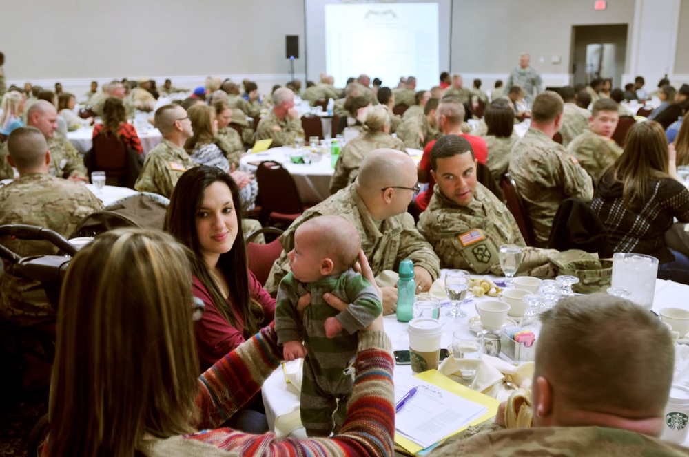 Gaining knowledge after deployment: Tennessee Yellow Ribbon Reintegration Program welcomes troops home