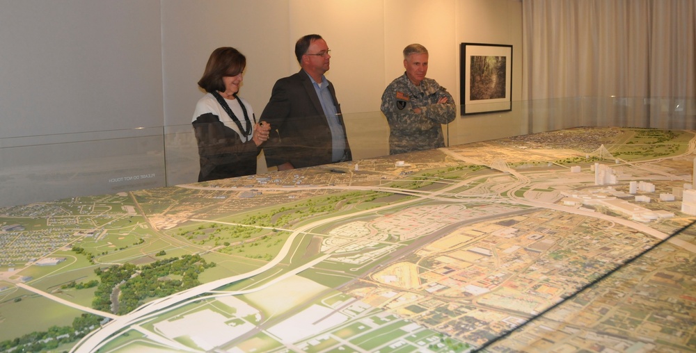 Maj. Gen. Stevens views Dallas Floodway model