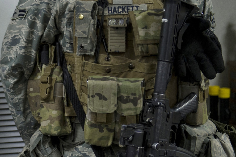 DSD visits Minot AFB