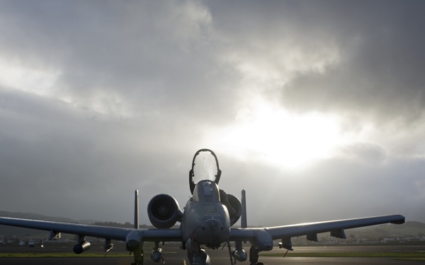 TSP A-10s land at Lajes
