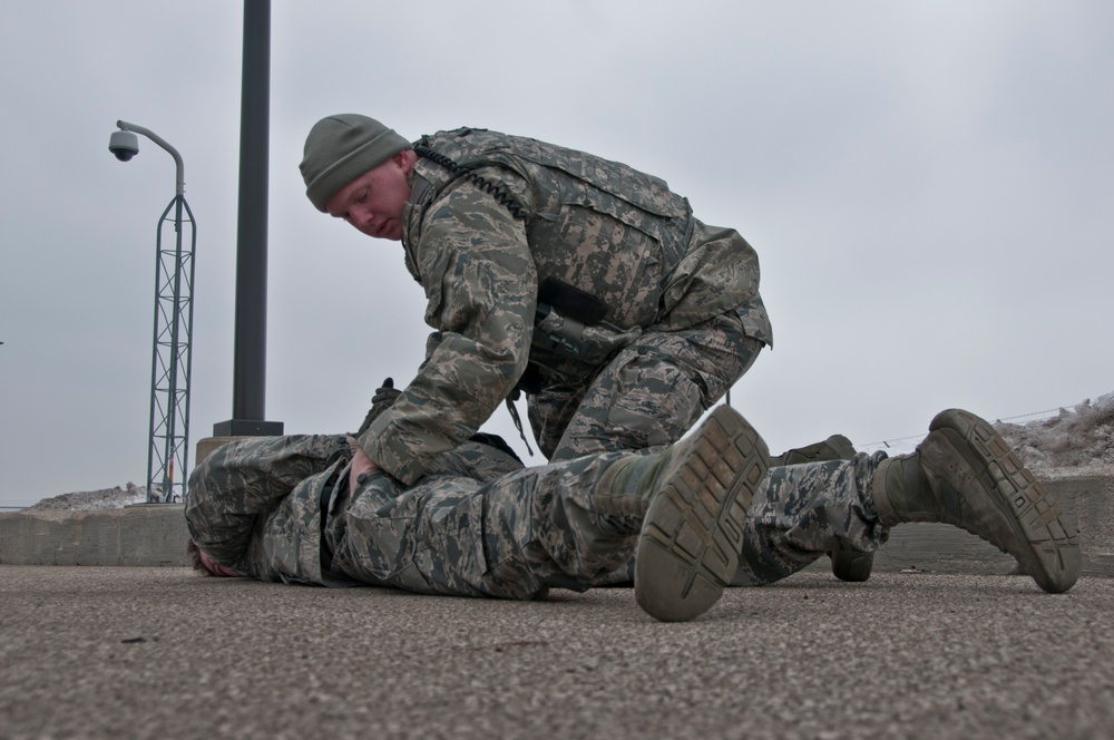 DVIDS - Images - 179th Security Forces Squadron trains on gate ...