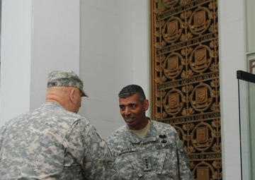 Gen. Odierno visits USARPAC