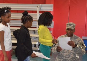 HHT Soldiers volunteer at Girls Inc.