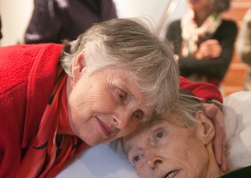 Former Old Guard Soldier awarded Tomb Badge