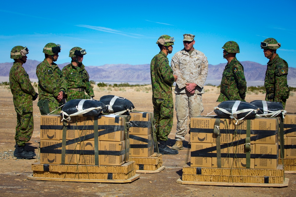 JGSDF Observes Marine Corps Air Delivery Capabilities ITX 2-15