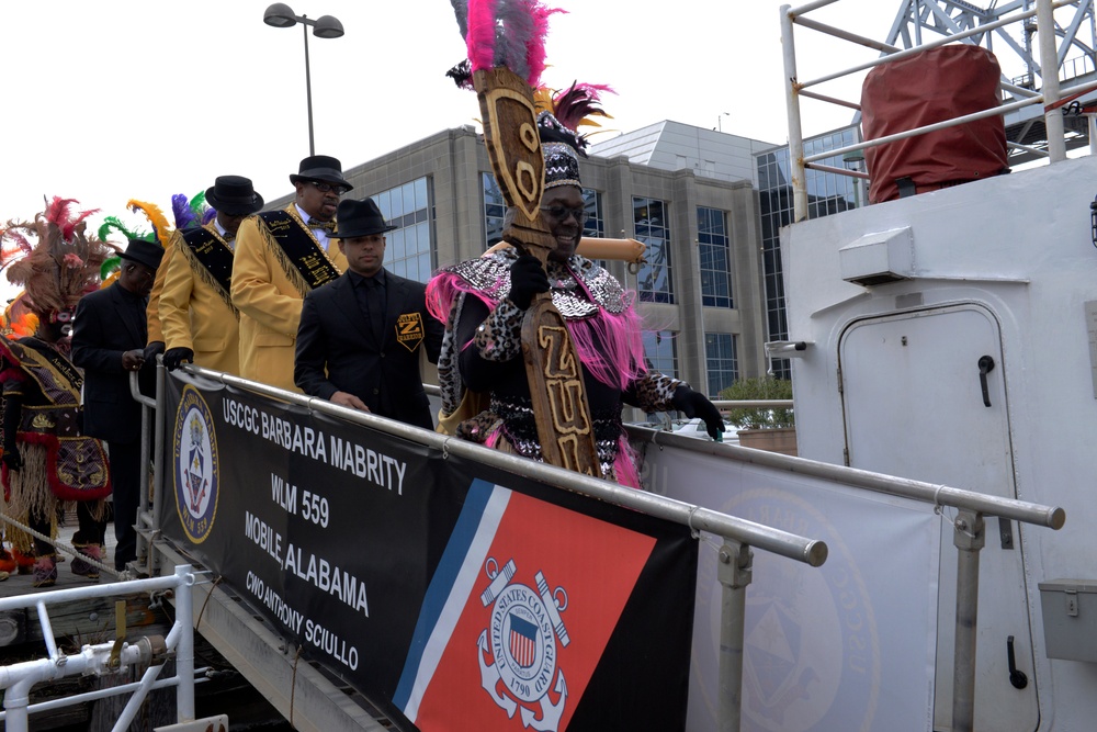 Coast Guard delivers Lundi Gras Zulu Krewe