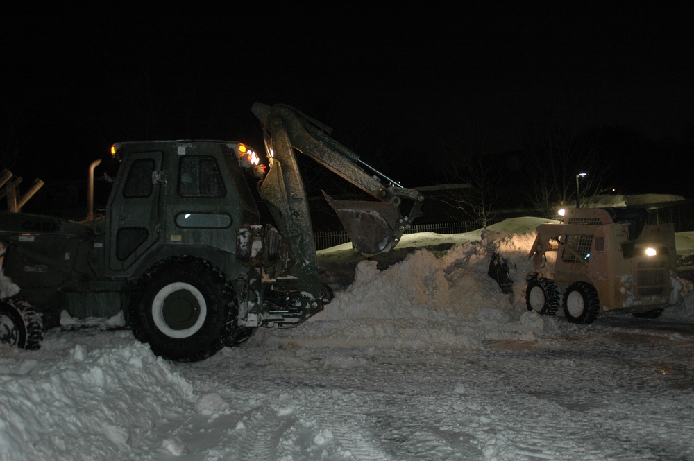 DVIDS - Images - Massachusetts Snow Relief [Image 14 of 17]