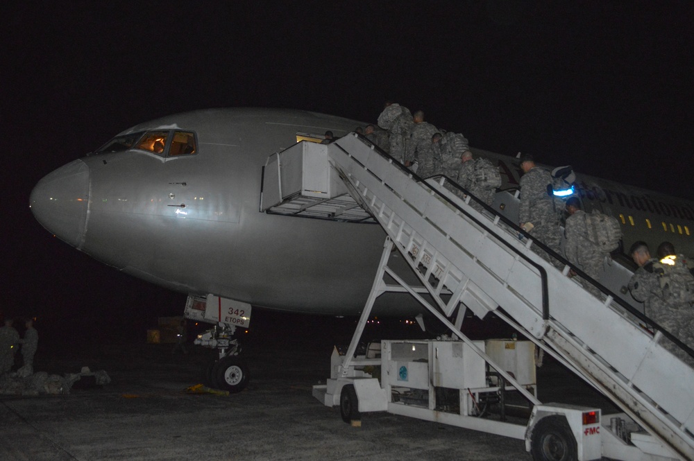 Service members head home from Liberia