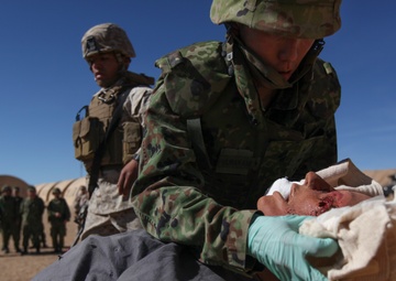 Japanese Forces learn tactical combat casualty care