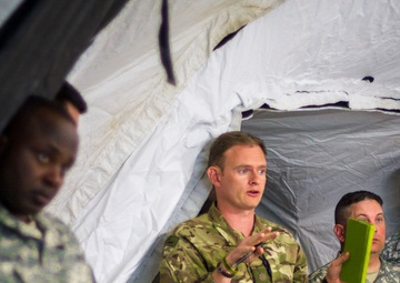 Cav command post preps in the desert