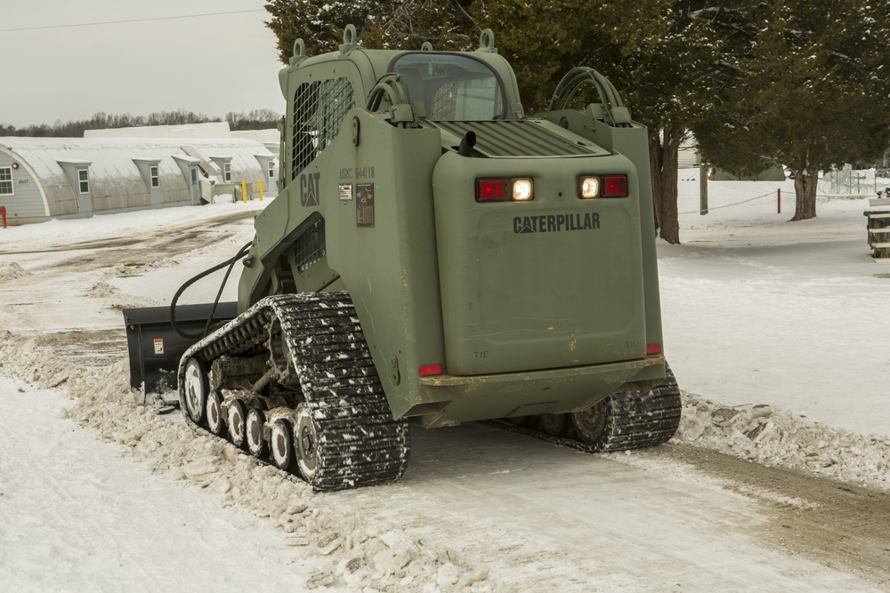DVIDS - Images - 2nd Transportation Support Battalion Marine clears ...