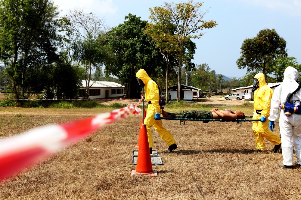 U.S. and Thai military members conduct CBRN training together