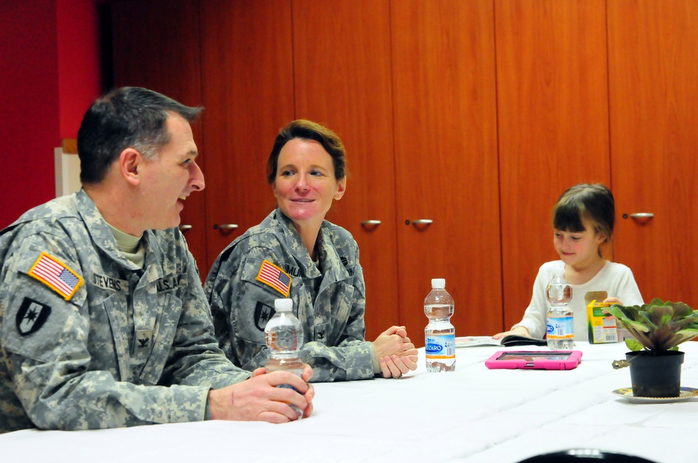 Army program assists junior Soldiers connect with experienced mentors