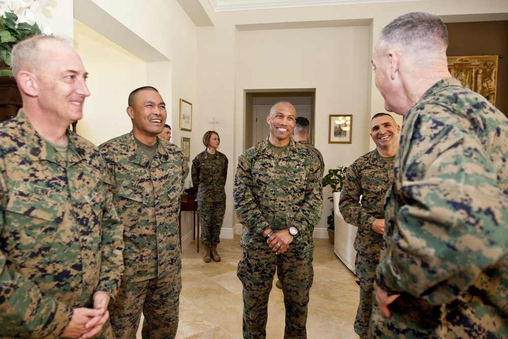 CMC Visits MCAS Miramar