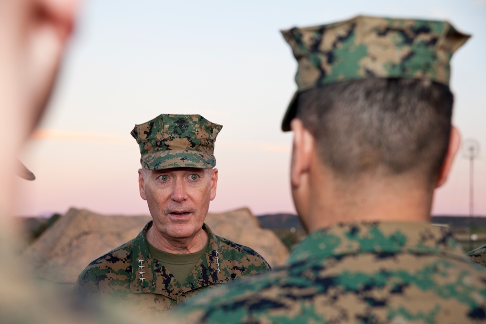 CMC Visits MCAS Miramar