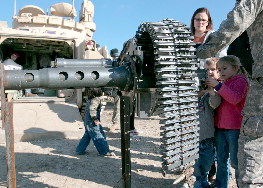 Cav families experience gunnery