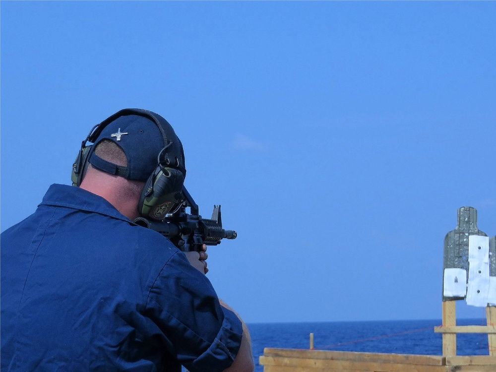 USS Sampson Sailors conduct live-fire drills