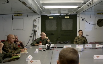 Lt. Gen. Berger, I MEF CG, Visits MEFEX 1-15 TACC