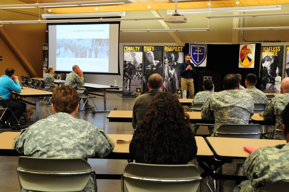 79th SSC receives history presentation of the 79th ID