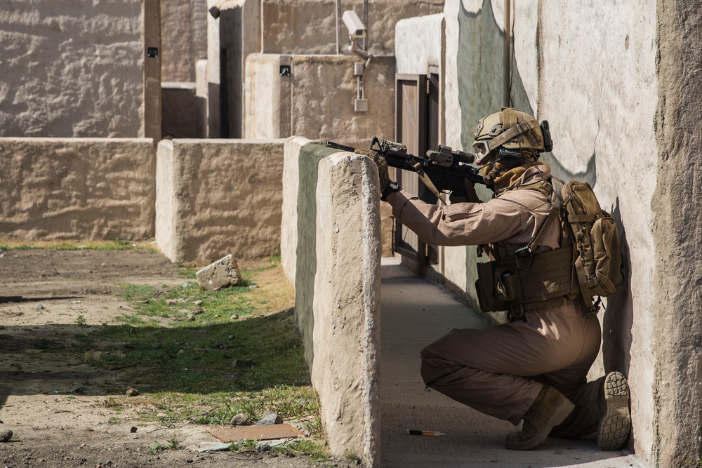 Recon Marines train for military operations in urban terrain