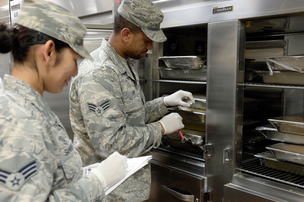 Fueling Airmen one dish at a time