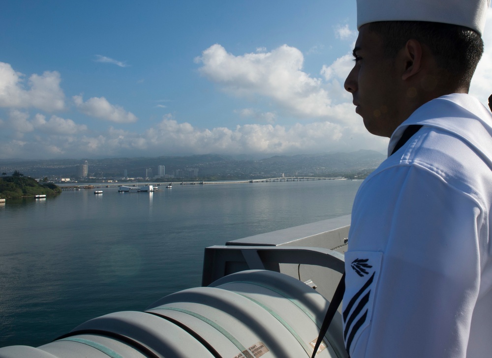 USS San Diego departs Pearl Harbor