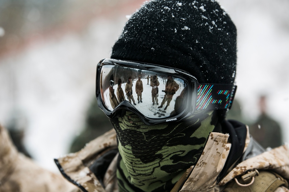 Snow skiing mobility training for Marines