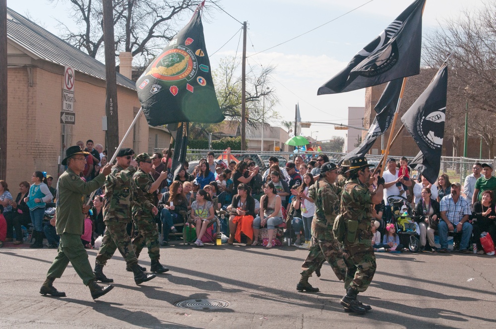 Texas general embraces international goodwill