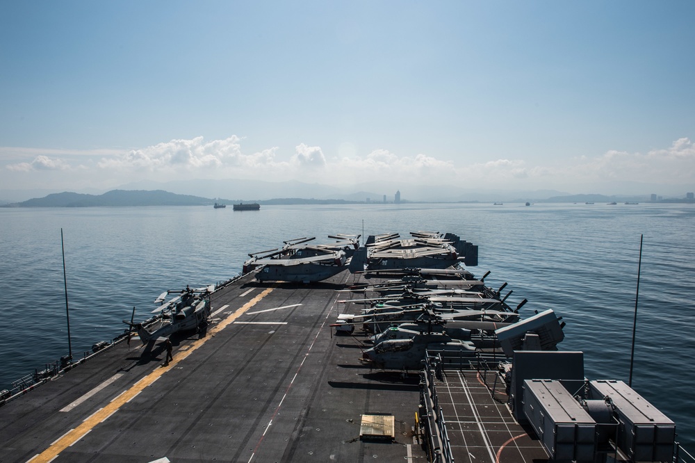 USS Bonhomme Richard: Malaysian port visit