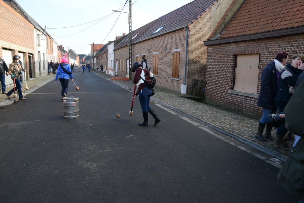 Crossage in the town of Chievres