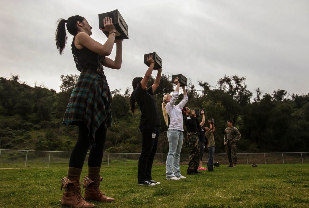 15th MEU spouses conduct Jane Wayne Day