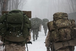 US, ROK Marines ruck over mountains
