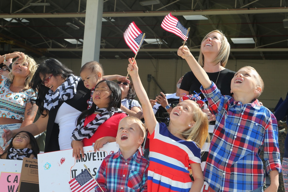 11th MEU Marines return from deployment