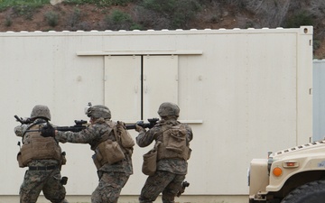 Marine quick reaction force combats enemy threats during MEFEX-15