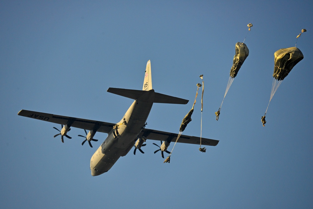 Airborne operation at Juliet Drop Zone in Pordenone, Italy, Feb. 19