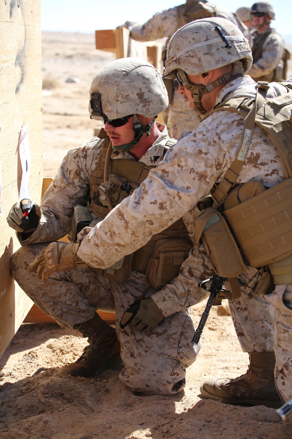 Integrated Task Force infantry Marines zero weapons at Twentynine Palms