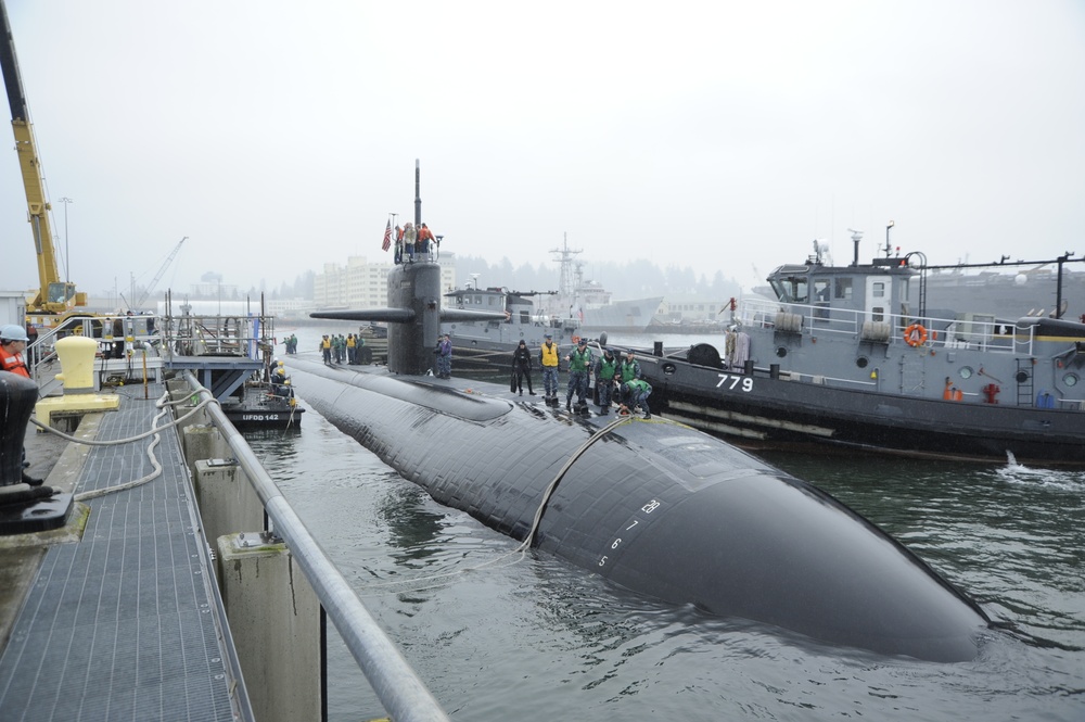 USS Bremerton returns for namesake visit