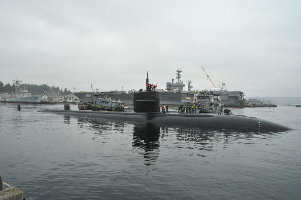 USS Bremerton returns for namesake visit